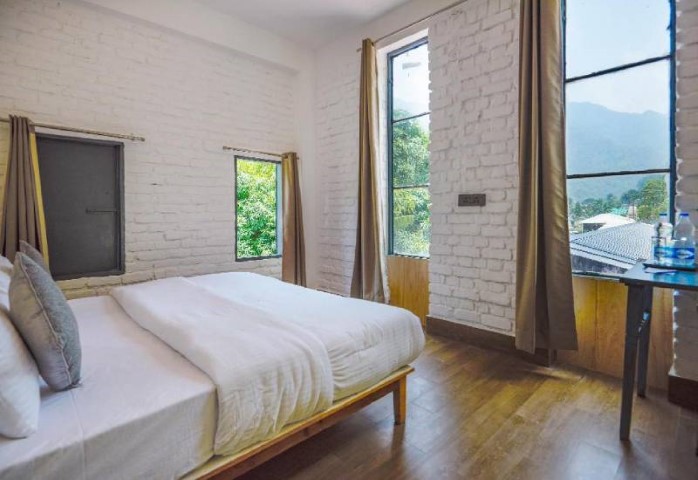 HOWARD SANCTUARY RISHIKESH gallery image 3